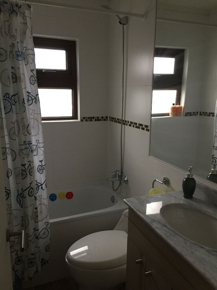 Casa En Condominio Alicura Puc�n