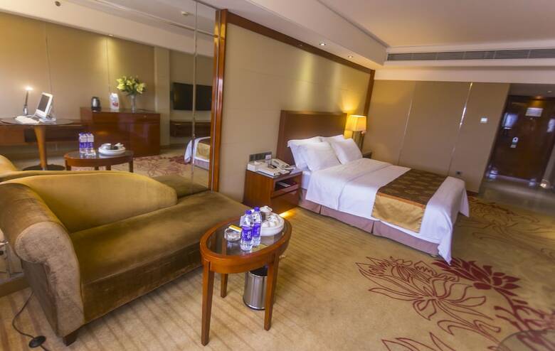Manhattan Kinlen Hotel - Shishi