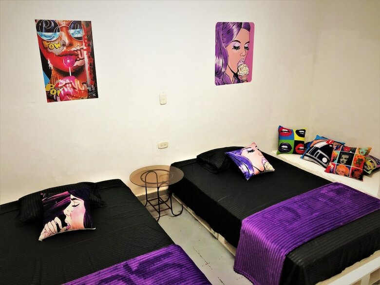 Hostal Ego's Pop