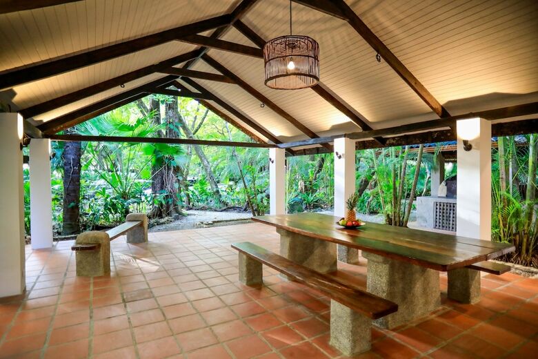 Nekaui Beachfront Villa 1 - Experience Nature