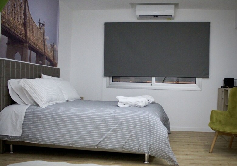 Purple Orange Luxury Suites
