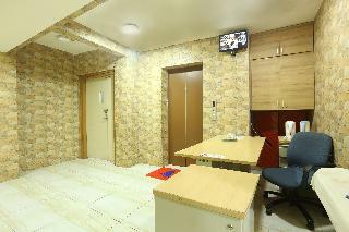 Oyo 334 Everest Hotel