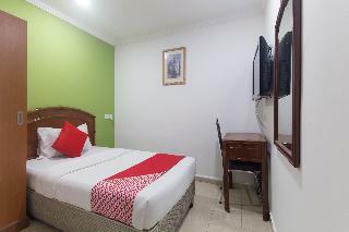 Oyo 1003 Rich Calton Hotel