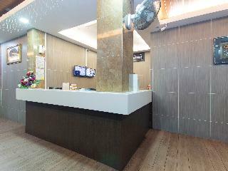 Oyo 431 Hotel De Grand Orchard