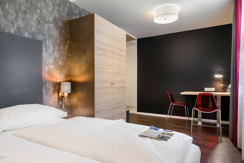 Aparthotel Signature East Hotel Apartment