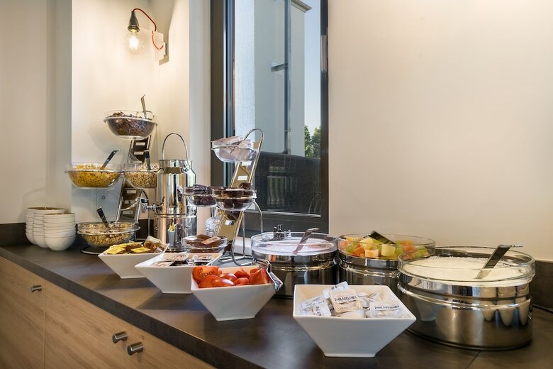 Aparthotel Signature East Hotel Apartment