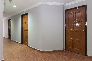 Oyo 473 Comfort Hotel 2