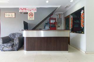 Oyo 473 Comfort Hotel 2