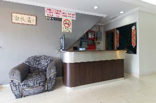 Oyo 473 Comfort Hotel 2