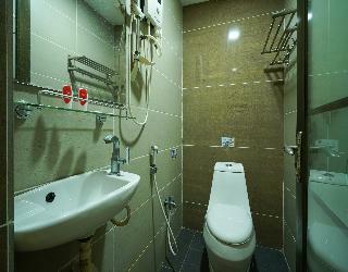 Oyo 43958 Enrich Hotel