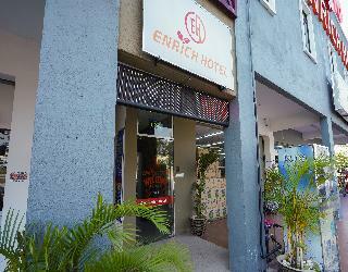 Oyo 43958 Enrich Hotel