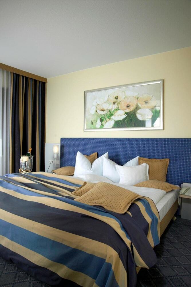 Hotel L�wen-seckenheim