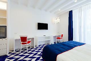 Maison Blu � Intimate Guesthouse