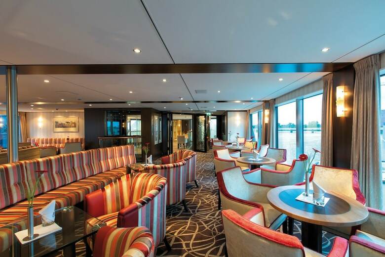 Crossgates Hotelship 4 Star - Altstadtnord - K�ln