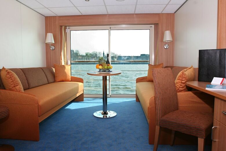 Crossgates Hotelship 3 Star - Altstadt - K�ln