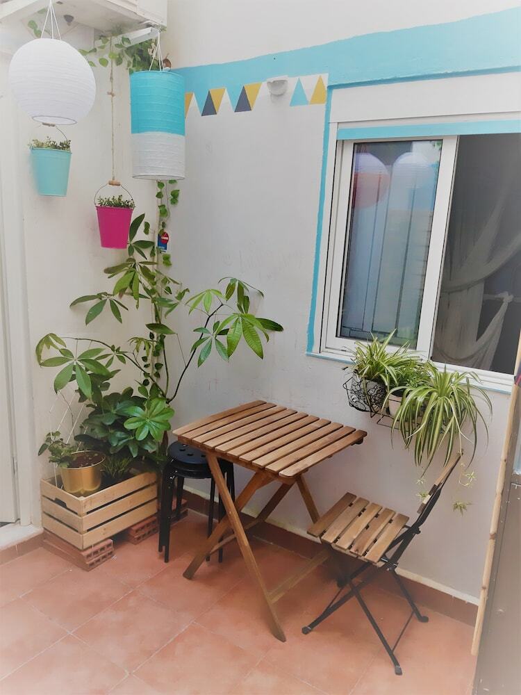Hostal La Casa Del Colibr� Youth Hostel
