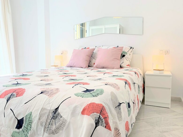 Apartamentos Homely Malaga Victoria Parking Privado
