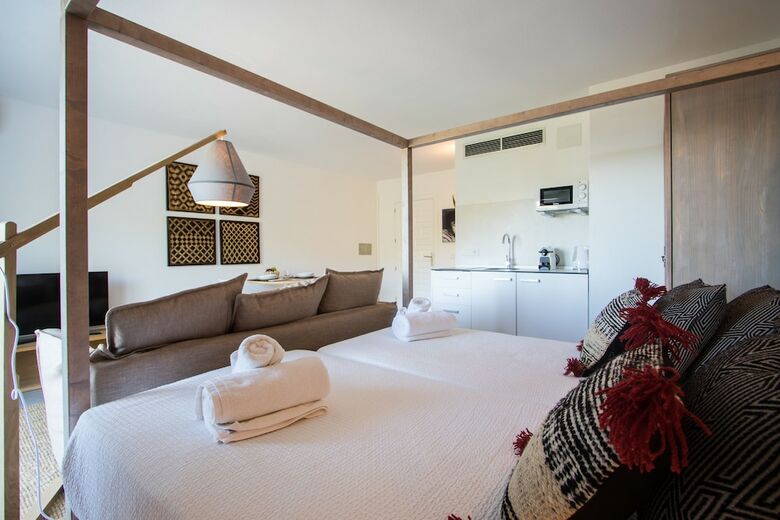 Hotel Casa Victoria Suites