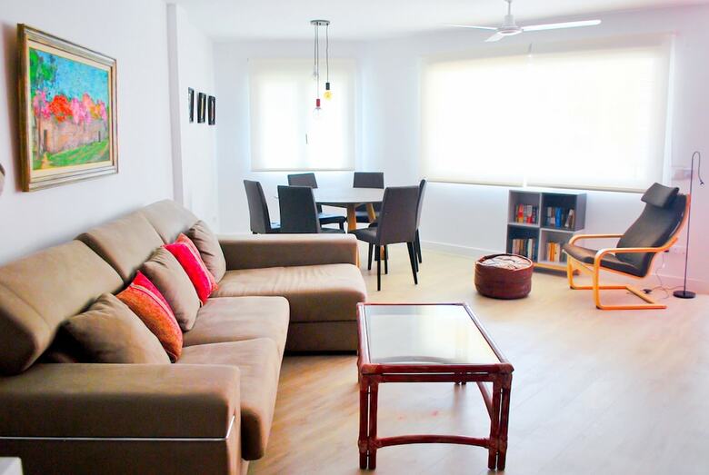 Apartamentos Living4malaga Reding 8