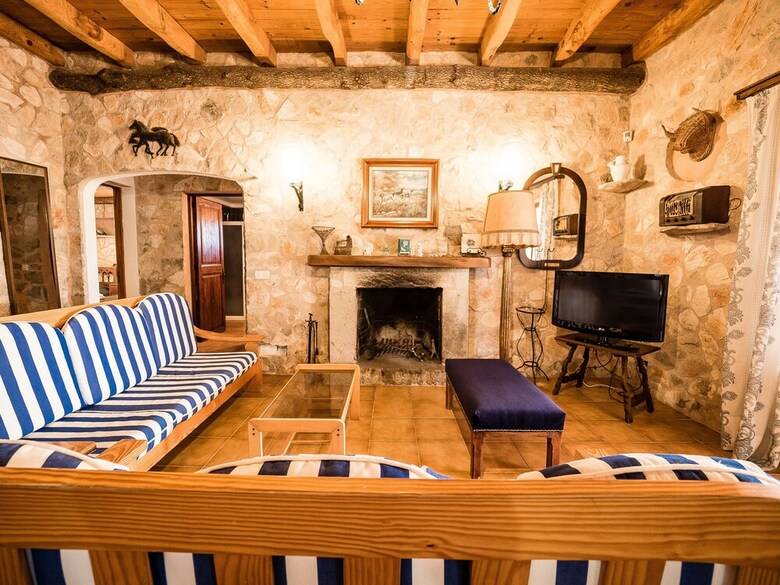 Apartamentos Can Cap De Bou By Alquilair