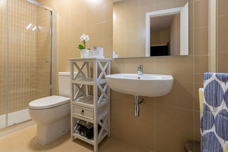 Apartamentos Lumbreras Deluxe Suite By Valcambre