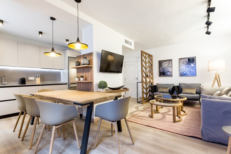 Apartamentos Real De La Carreter�a 1