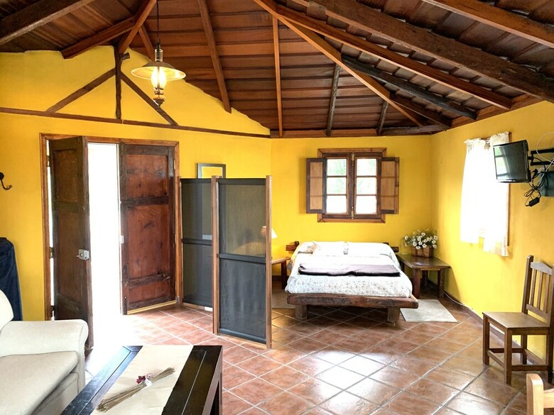 Apartamentos Casa La Paredita