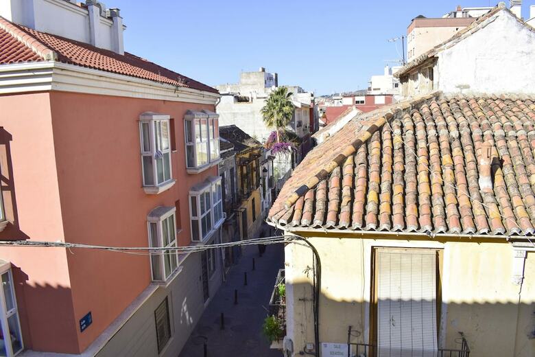 Apartamentos Letmalaga Two Sidewalks