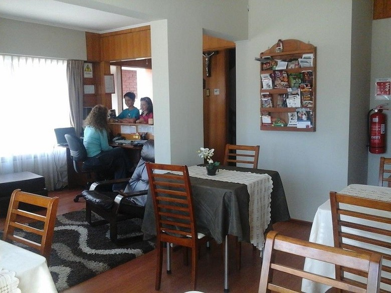 Hostal Alcal�