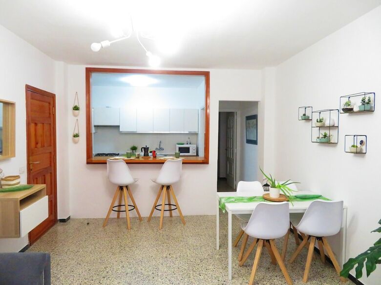 Apartment With 3 Bedrooms In Puertito De G��mar