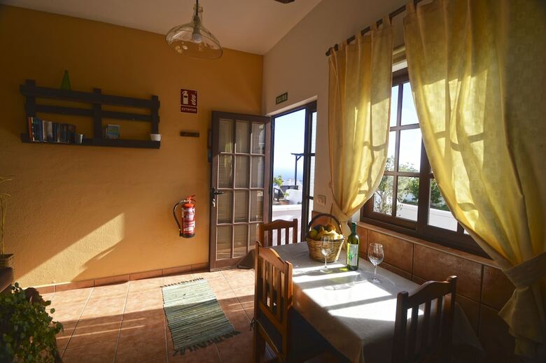 Apartamentos La Roseta By Isla Bonita