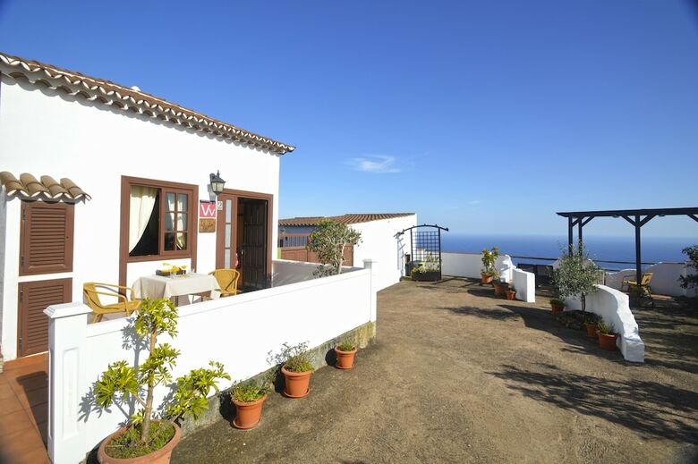 Apartamentos La Roseta By Isla Bonita
