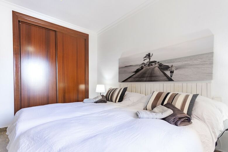 Apartamentos Rentcostadelsol Malagueta-canovas
