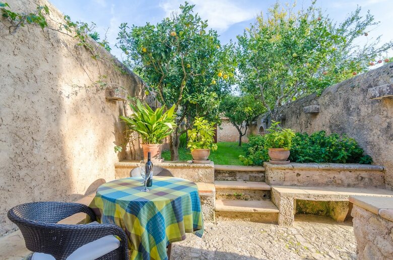 Apartamentos Agroturismo Es Pla De Llodra (sa Bugaderia)
