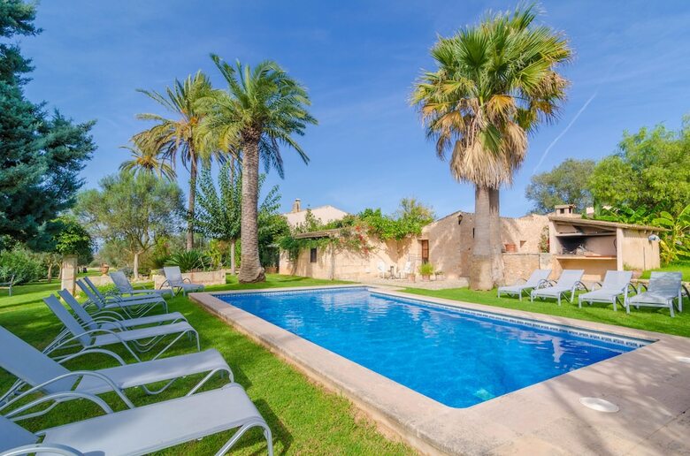 Apartamentos Agroturismo Es Pla De Llodra (sa Bugaderia)