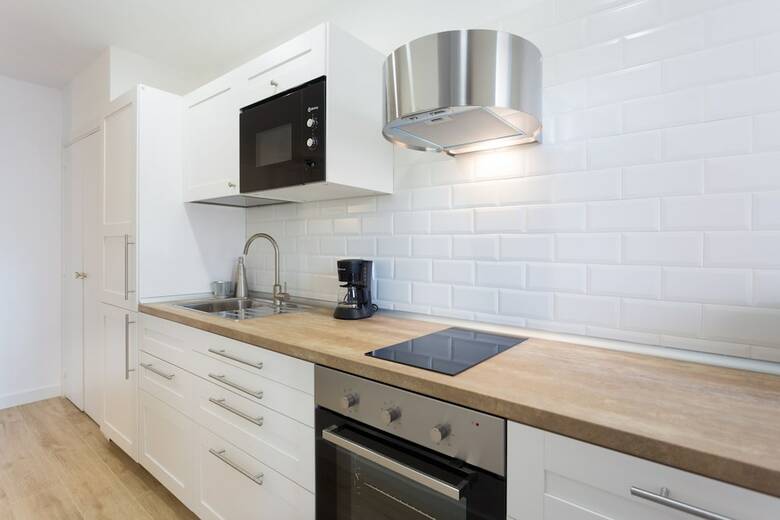 Homelike Modern Center Apartment