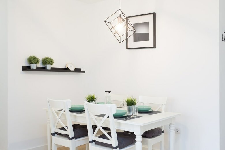 Homelike Modern Center Apartment