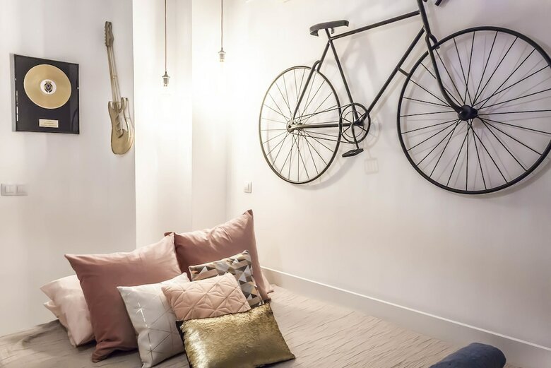 Apartamentos Dos De Mayo Loft By Valcambre