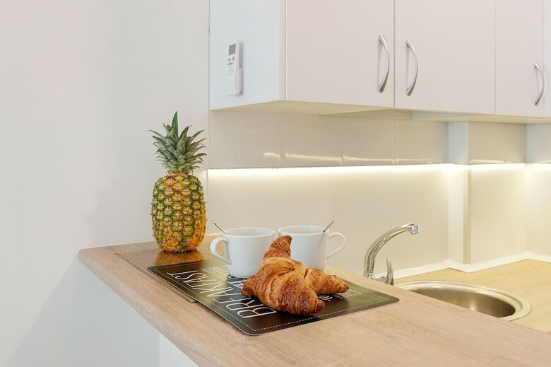 Alluring Apartment In Malaga Downtown