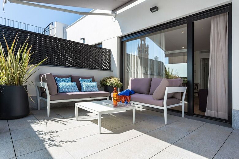 Apartamentos Puerta Del Sol I