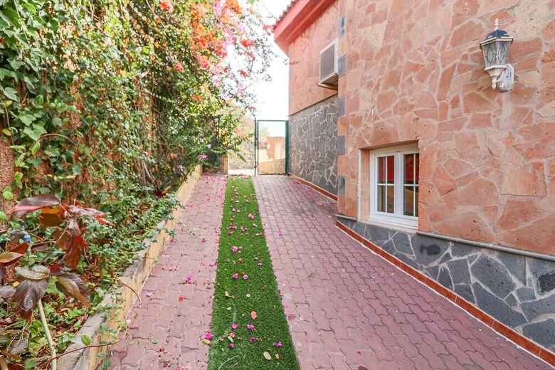 35017g01- Los Cabucos 3 Los Hoyos