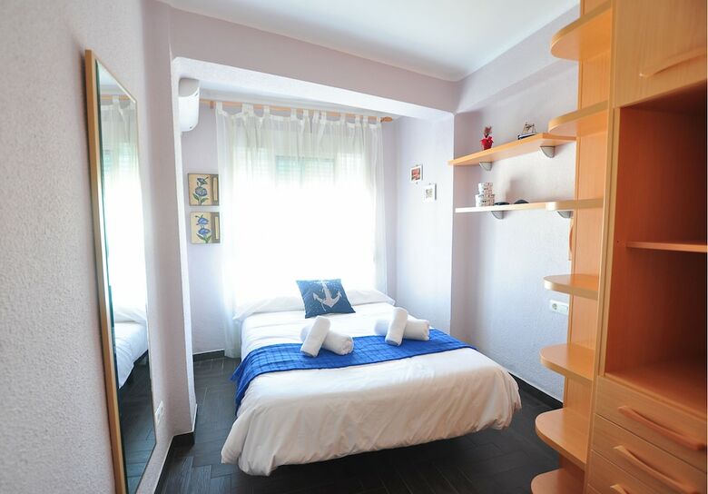Apartamentos Holidays2malaga Hermosilla Center & Parking