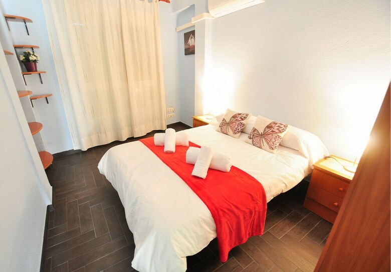 Apartamentos Holidays2malaga Hermosilla Center & Parking