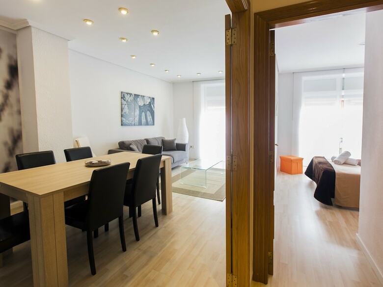 Apartamentos Total Valencia Xativa
