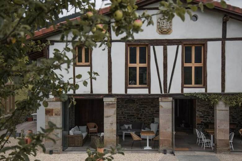 Izal Landetxea Casa Rural