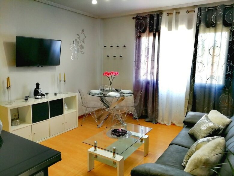 Apartamento Con Encanto En C�rdoba