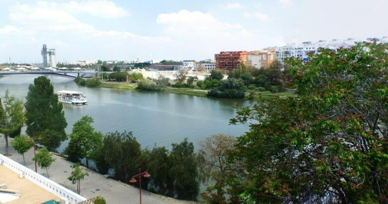 Apartamentos Bonito Piso Junto Al Rio