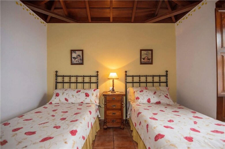Casa Rural Con Piscina Compartida En Mazo