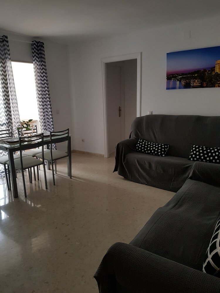Apartamentos Nervi�n Plaza