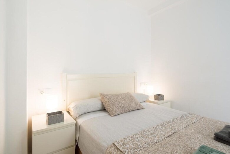 107401 - Apartment In Malaga